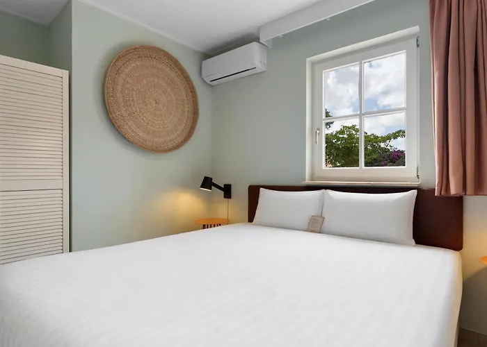 Sonesta Hotels & Resorts Livingstone Curacao